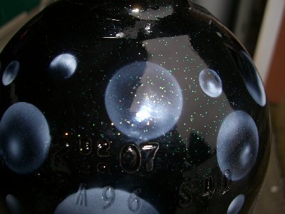 Bubbles close-up. Yep, it has glitter in it.