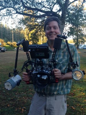 YellowEye with his new external monitor for his UW Camera