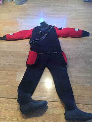 drysuit1.jpg