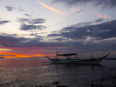 Dive Boat Sunset.jpg