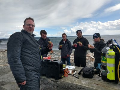 Thanks to YE for the BBQ on the beach