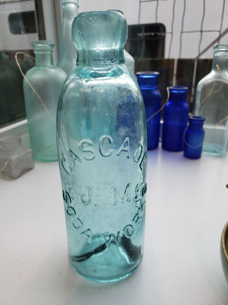 cascade bottle.jpg