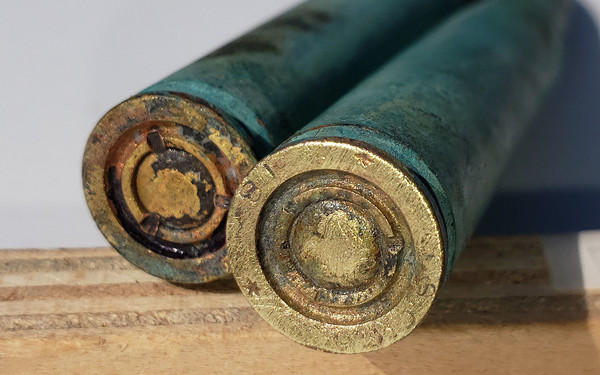 Head marks on the ammo, identifying the maker and year. St. Louis MO, 1918.